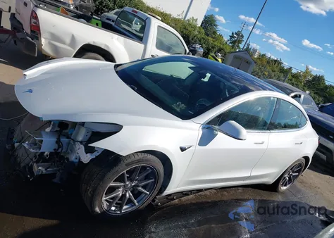 2019 Tesla Model 3 Long Range/Mid Range/Standard Range/Standard Range Plus from USA, damaged, VIN 5YJ3E1EA0KF415992